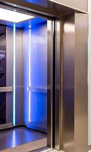 Sistema de higienização de elevador